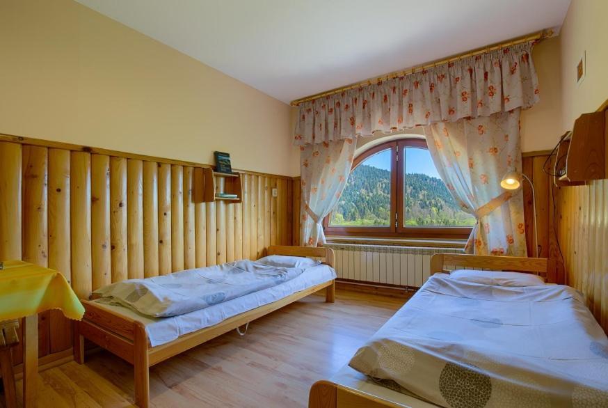 Sromowce NiżneSchronisko Pttk Trzy Korony住宿加早餐旅馆 外观 照片
